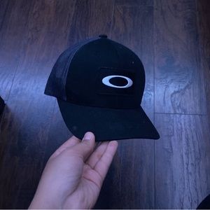 oakley hat